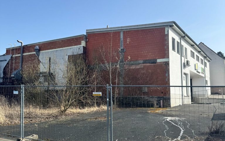 Alte ungenutztes Gebäude